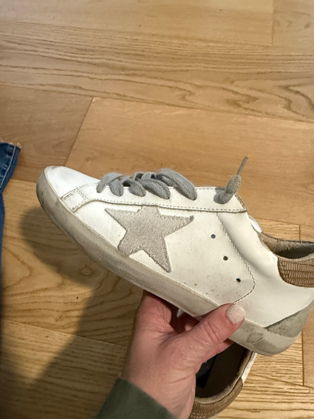 Golden Goose White Leather Sneakers with Gray Star and Laces - Picture 4 of 10